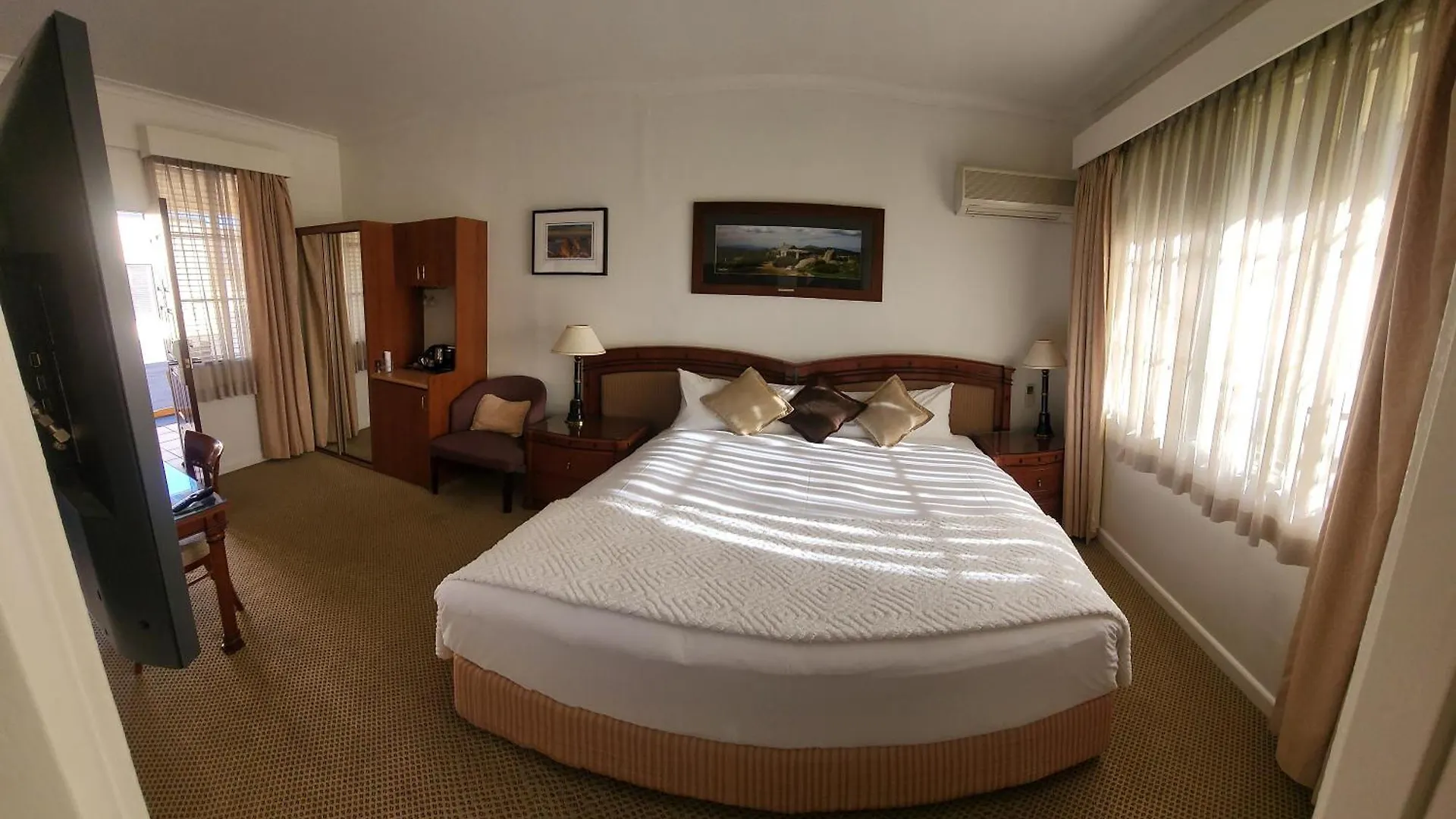 Country Plaza Motel Queanbeyan